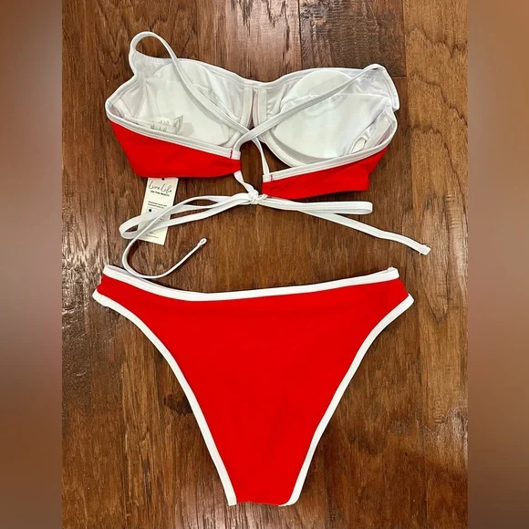 CUPSHE NWT red and white underwire bikini size small bottom and medium top - Picture 2 of 2